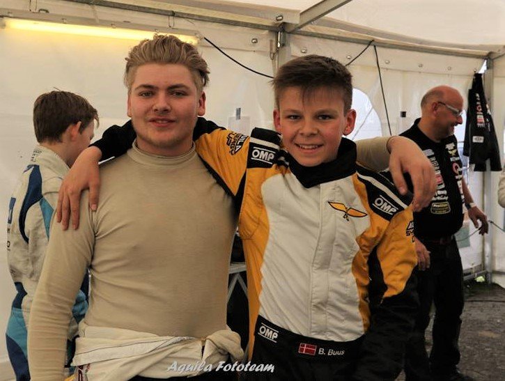 Kevin og Bastian siger tak for en god kamp